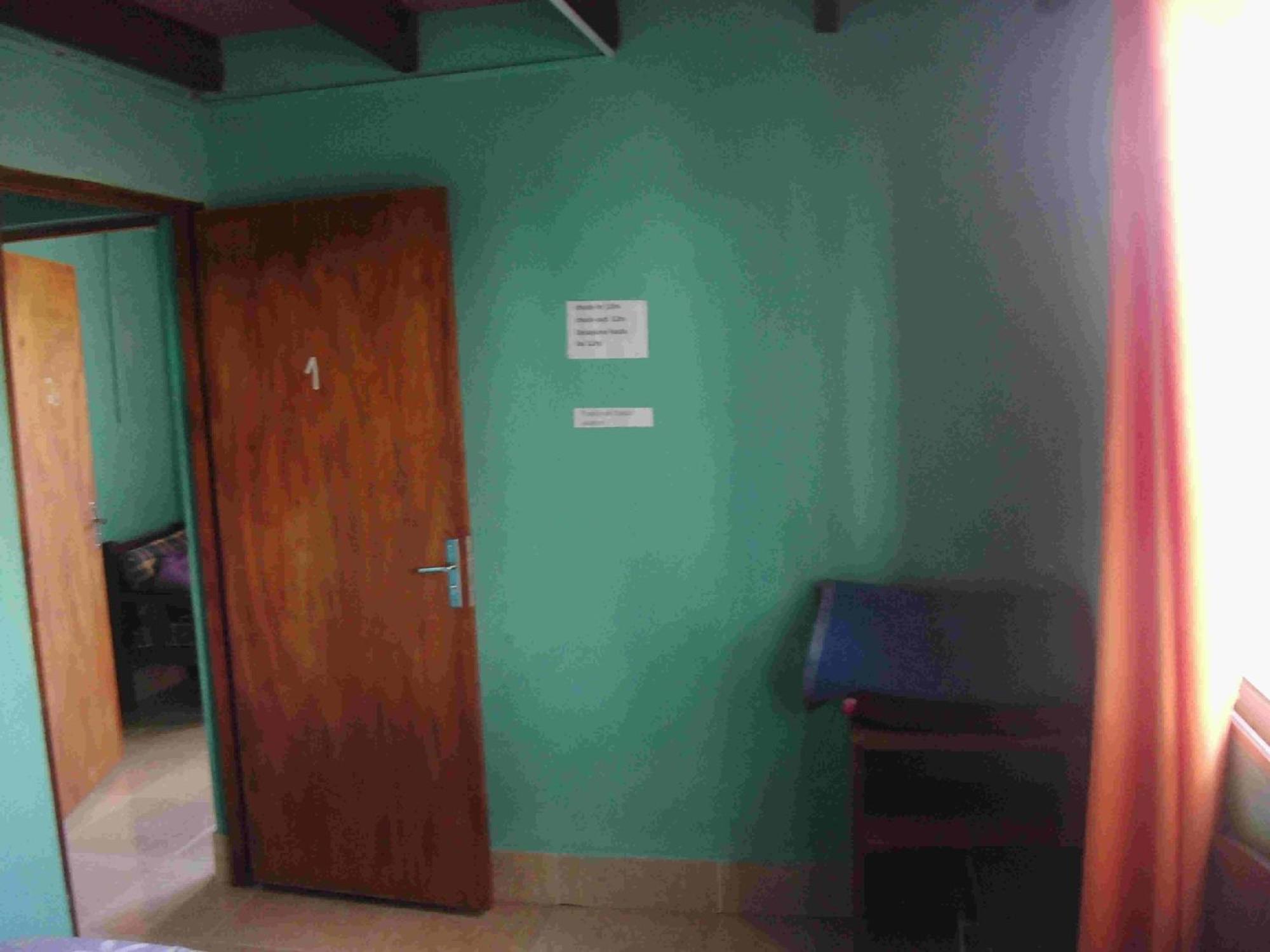 Hostel Lo De Milton Barra de Valizas Rum bild